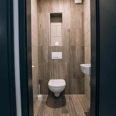 Apartma Eva Golte * موزيريي