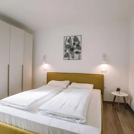 Apartma Eva Golte شقة موزيريي