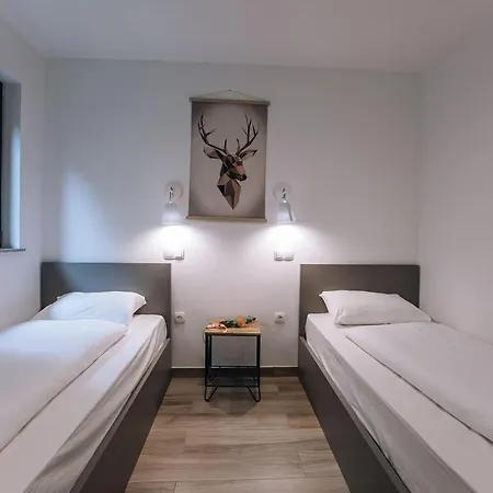 Apartma Eva Golte * موزيريي